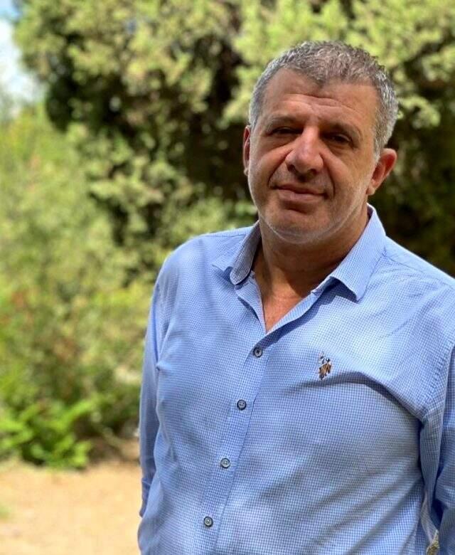 Kadir Çetinçalı kimdir? Kadir Çetinçalı'nın mesleği nedir? Kadir Çetinçalı nerelerde görev almıştır? Kadir Çetinçalı kimdir? Kadir Çetinçalı'nın mesleği nedir? Kadir Çetinçalı nerelerde görev almıştır?