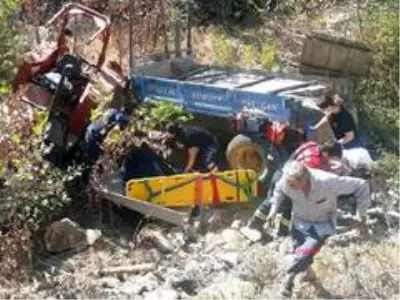 Son dakika... Kavaklıdere'de kaza: 1 ölü Son dakika... Kavaklıdere'de kaza: 1 ölü