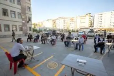 Kaymakam Aslan'dan Alipaşa Mahallesi'ne ziyaret Kaymakam Aslan'dan Alipaşa Mahallesi'ne ziyaret