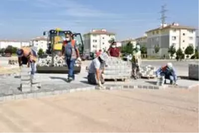 Kırsalda ve merkezde üstyapı çalışmaları sürüyor Kırsalda ve merkezde üstyapı çalışmaları sürüyor