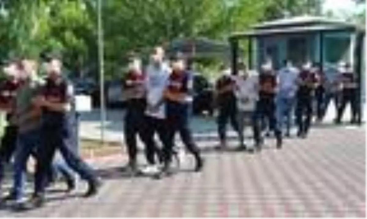 Kopya Internet Sitesiyle Tatilcileri Dolandıran 15 Şüpheli Yakalandı 1 Kopya internet sitesiyle tatilcileri dolandıran 15 şüpheli yakalandı