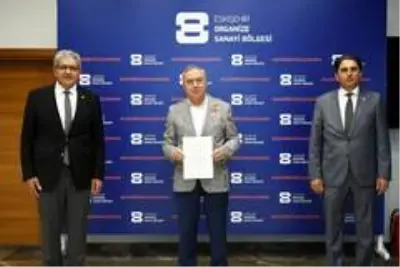Küpeli: 'Eskişehir ve sanayimiz adına gurur duyduk' Küpeli: 'Eskişehir ve sanayimiz adına gurur duyduk'