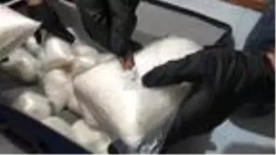 Son dakika haberleri! Mersin'de 12 kilogram metamfetamine 8 gözaltı Son dakika haberleri! Mersin'de 12 kilogram metamfetamine 8 gözaltı