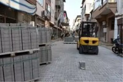 Nazilli Belediyesi Turan Mahallesi'nde çalışmalara devam ediyor Nazilli Belediyesi Turan Mahallesi'nde çalışmalara devam ediyor