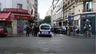 Son Dakika: - Paris'teki saldırıyla ilgili bir şüpheli gözaltında Son Dakika: - Paris'teki saldırıyla ilgili bir şüpheli gözaltında
