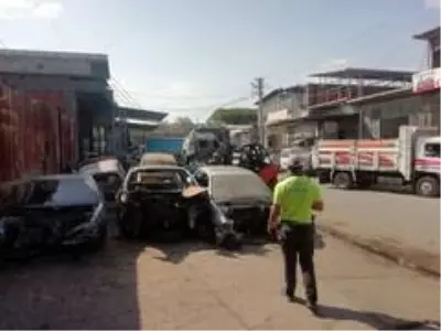 Son dakika... Sakarya'da polis ile zabıta ekipleri hurda ve atıl araç avına çıktı Son dakika... Sakarya'da polis ile zabıta ekipleri hurda ve atıl araç avına çıktı
