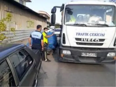 Son dakika... Sakarya'da polis ile zabıta ekipleri hurda ve atıl araç avına çıktı Son dakika... Sakarya'da polis ile zabıta ekipleri hurda ve atıl araç avına çıktı