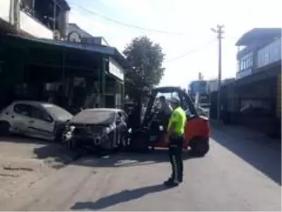 Son dakika... Sakarya'da polis ile zabıta ekipleri hurda ve atıl araç avına çıktı Son dakika... Sakarya'da polis ile zabıta ekipleri hurda ve atıl araç avına çıktı