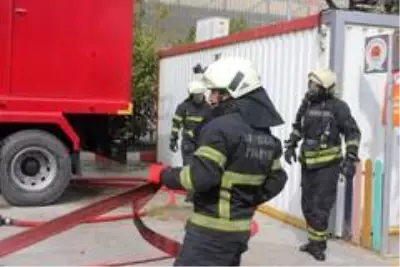 Samsun'da İtfaiye Haftası kutlandı Samsun'da İtfaiye Haftası kutlandı