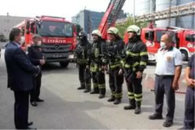 Samsun'da İtfaiye Haftası kutlandı Samsun'da İtfaiye Haftası kutlandı