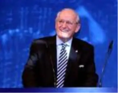Şenes Erzik'in 'Olmaz Olmaz Demeyin, Olmaz Olmaz!' kitabının lansmanı gerçekleşti Şenes Erzik'in 'Olmaz Olmaz Demeyin, Olmaz Olmaz!' kitabının lansmanı gerçekleşti