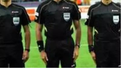 Son Dakika: 2 klasman hakemi ile bir bölgesel hakemin koronavirüs test sonuçları pozitif çıktı Son Dakika: 2 klasman hakemi ile bir bölgesel hakemin koronavirüs test sonuçları pozitif çıktı