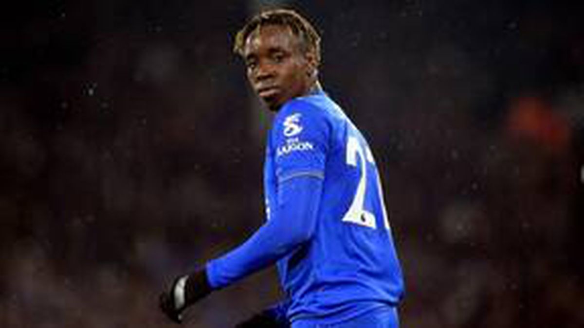 Son Dakika: Trabzonspor, Leicester City'de forma giyen Diabate'yi transfer etti