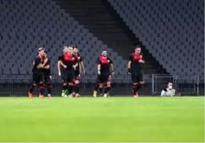 Süper Lig: Karagümrük: 2 Medipol Başakşehir: 0 (Maç sonucu) Süper Lig: Karagümrük: 2 Medipol Başakşehir: 0 (Maç sonucu)