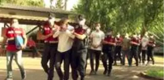 Antalya: Son dakika haber | Antalya'da tatilcileri dolandıran şüphelilere jandarma baskını Antalya: Son dakika haber | Antalya'da tatilcileri dolandıran şüphelilere jandarma baskını
