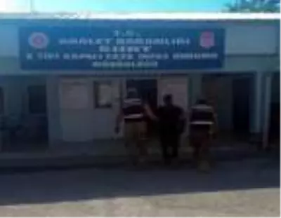 Terör şüphelisi, ağabeyinin kimliğiyle yakalandı Terör şüphelisi, ağabeyinin kimliğiyle yakalandı