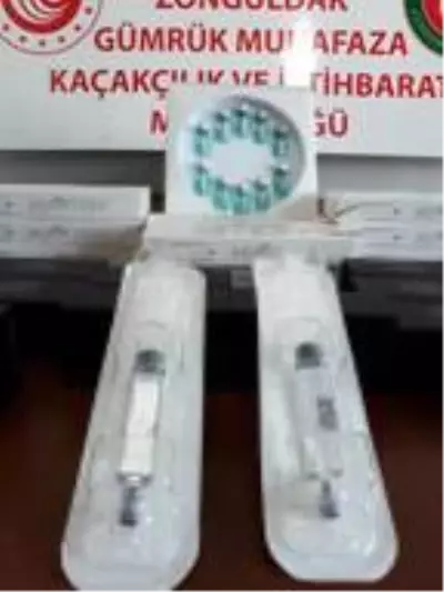 Yurt dışından gelen TIR'da 40 bin lira değerinde botoks malzemesi ele geçirildi Yurt dışından gelen TIR'da 40 bin lira değerinde botoks malzemesi ele geçirildi