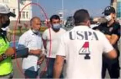 Son dakika... Trafik cezasına sinirlenen eski milletvekilinden polise hakaret Son dakika... Trafik cezasına sinirlenen eski milletvekilinden polise hakaret