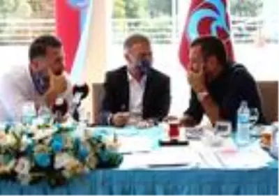 Ahmet Ağaoğlu'ndan yabancı MHK önerisi Ahmet Ağaoğlu'ndan yabancı MHK önerisi