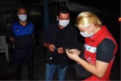 Aliağa'da pazarcı esnafına HES kodu sorgulaması Aliağa'da pazarcı esnafına HES kodu sorgulaması