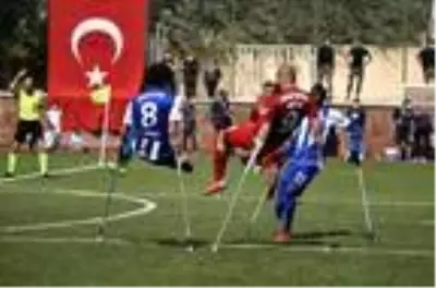Son dakika haberi: Ampute Futbol Türkiye Kupası'nda şampiyon Etimesgut Belediyesi Son dakika haberi: Ampute Futbol Türkiye Kupası'nda şampiyon Etimesgut Belediyesi