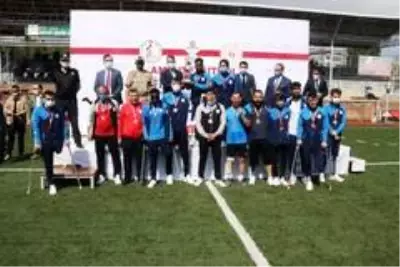 Son dakika haberi: Ampute Futbol Türkiye Kupası'nda şampiyon Etimesgut Belediyesi Son dakika haberi: Ampute Futbol Türkiye Kupası'nda şampiyon Etimesgut Belediyesi
