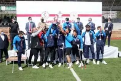 Son dakika haberi: Ampute Futbol Türkiye Kupası'nda şampiyon Etimesgut Belediyesi Son dakika haberi: Ampute Futbol Türkiye Kupası'nda şampiyon Etimesgut Belediyesi