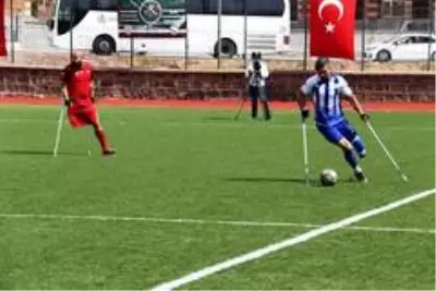 Son dakika haberi: Ampute Futbol Türkiye Kupası'nda şampiyon Etimesgut Belediyesi Son dakika haberi: Ampute Futbol Türkiye Kupası'nda şampiyon Etimesgut Belediyesi