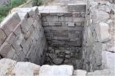 Antik kentin taşları ile cami ve 3 köprü yapılmış