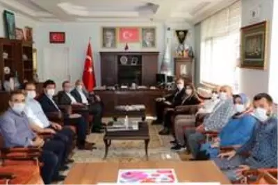 Başkan Sebahattin Ceyhun'dan belediyelere ziyaret Başkan Sebahattin Ceyhun'dan belediyelere ziyaret