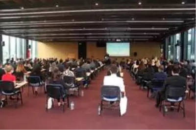 Başkan ve rektörden yeni memurlara önemli uyarılar Başkan ve rektörden yeni memurlara önemli uyarılar