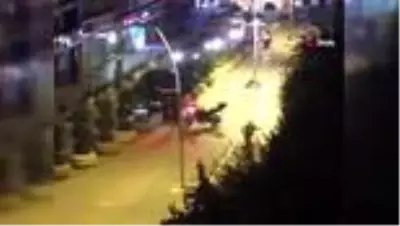 Bolu'da kavga eden 2 grup, olaya müdahale eden polis ve bekçilere saldırdı Bolu'da kavga eden 2 grup, olaya müdahale eden polis ve bekçilere saldırdı
