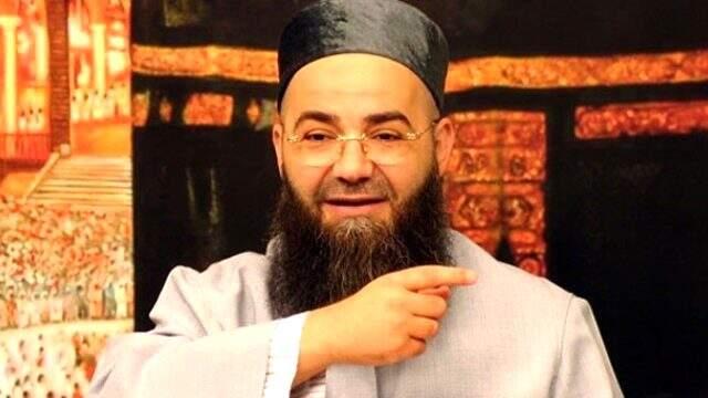 Cübbeli Ahmet Hoca kimdir? Gerçek adı nedir? Kitaplarının isimleri neler? Cübbeli Ahmet kaç yaşında, aslen nereli?