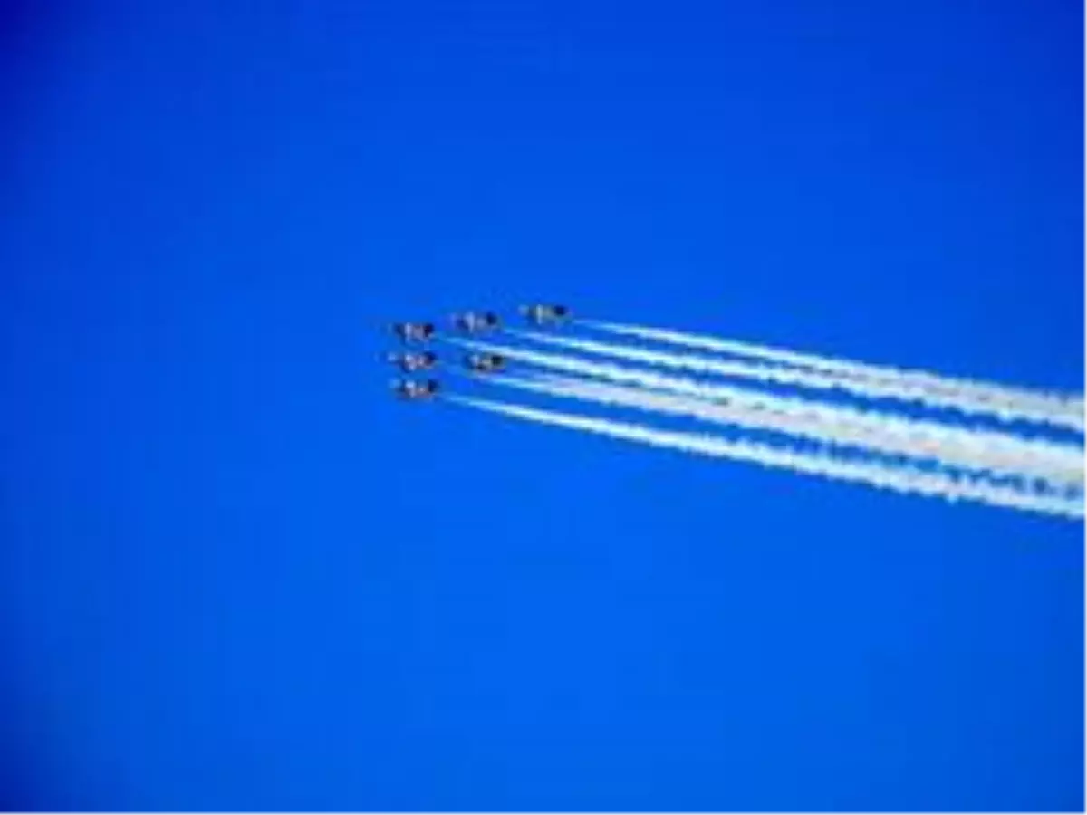 Son dakika haber... Cumhurbaşkanı ziyareti öncesinde Gökyüzünde ay ve yıldız