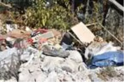 Damlacık'ta uyuşturucu bağımlıları korkutuyor Damlacık'ta uyuşturucu bağımlıları korkutuyor