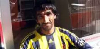 Rambo: 'Polislerce darbedildim' diyen Fenerli Rambo, suç uydurma suçunda gözaltına alındı Rambo: 'Polislerce darbedildim' diyen Fenerli Rambo, suç uydurma suçunda gözaltına alındı
