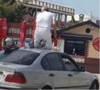 Ailevi sorunları olan emekli astsubay, kılıçla intihar girişiminde bulundu Ailevi sorunları olan emekli astsubay, kılıçla intihar girişiminde bulundu