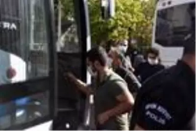 FETÖ'nün avukat yapılanmasında tutuklu sayısı 33'e çıktı FETÖ'nün avukat yapılanmasında tutuklu sayısı 33'e çıktı
