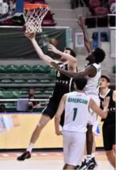 Frutti Extra Bursaspor - Beşiktaş: 89-73 Frutti Extra Bursaspor - Beşiktaş: 89-73