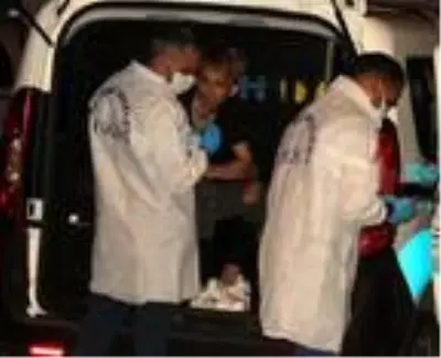 Kayseri'de silahlı ve bıçaklı kavga: 2 yaralı Kayseri'de silahlı ve bıçaklı kavga: 2 yaralı