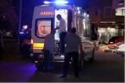 Kayseri'de silahlı ve bıçaklı kavga: 2 yaralı Kayseri'de silahlı ve bıçaklı kavga: 2 yaralı
