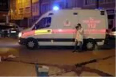 Kayseri'de silahlı ve bıçaklı kavga: 2 yaralı Kayseri'de silahlı ve bıçaklı kavga: 2 yaralı