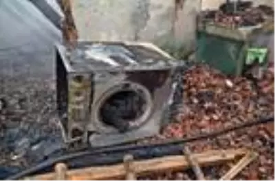 79 yaşındaki akrabasına acımayıp benzin dökerek yakmıştı: 3 yıl sonra yakalanan katile müebbet verildi 79 yaşındaki akrabasına acımayıp benzin dökerek yakmıştı: 3 yıl sonra yakalanan katile müebbet verildi