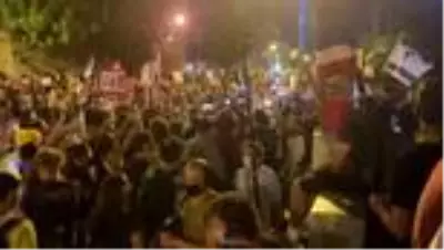 Son dakika haber... Netanyahu karşıtı gösteriler tüm hızıyla sürüyor (2) Son dakika haber... Netanyahu karşıtı gösteriler tüm hızıyla sürüyor (2)