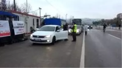 Otobüste yakalandılar yurtta karantinaya alındılar Otobüste yakalandılar yurtta karantinaya alındılar