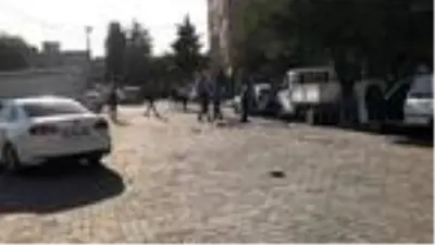 Kaza sonrası iki grup arasında çıkan sopalı kavgada 7 kişi yaralandı Kaza sonrası iki grup arasında çıkan sopalı kavgada 7 kişi yaralandı