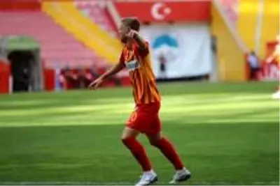 Süper Lig: Kayserispor: 1 BB.Erzurumspor: 3 (Maç sonu) Süper Lig: Kayserispor: 1 BB.Erzurumspor: 3 (Maç sonu)