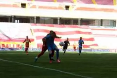Süper Lig: Kayserispor: 1 BB.Erzurumspor: 3 (Maç sonu) Süper Lig: Kayserispor: 1 BB.Erzurumspor: 3 (Maç sonu)