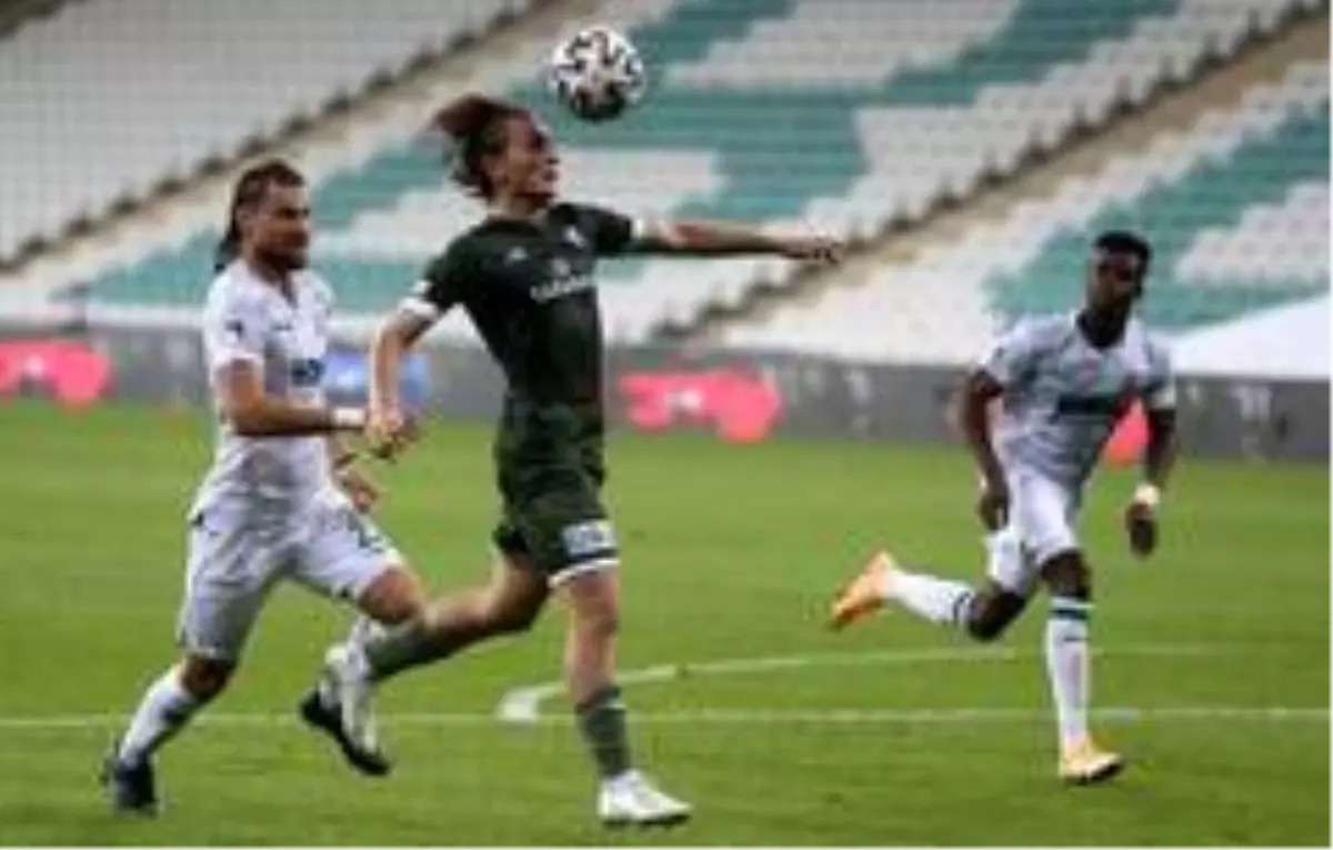 TFF 1. Lig: Bursaspor: 1 Giresunspor: 1 (İlk yarı sonucu)