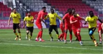 TFF 1. Lig: Ümraniyespor: 1 İstanbulspor: 3 TFF 1. Lig: Ümraniyespor: 1 İstanbulspor: 3